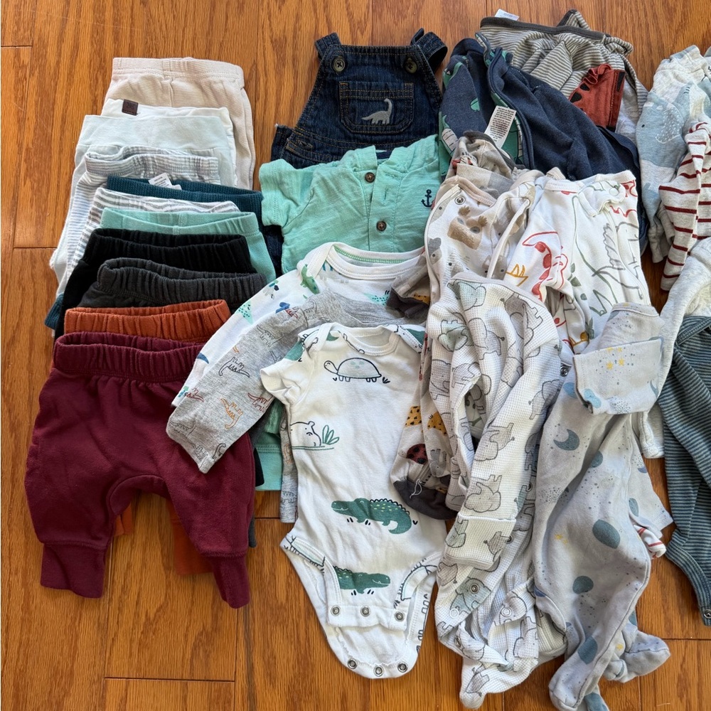 Carter's Baby One-Piece Mixed lot newborn nb clothes 26 assorted pieces pants - Picture 2 of 8